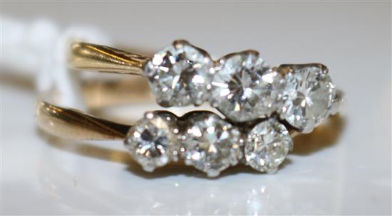 2 x 18ct gold 3 stone diamond rings